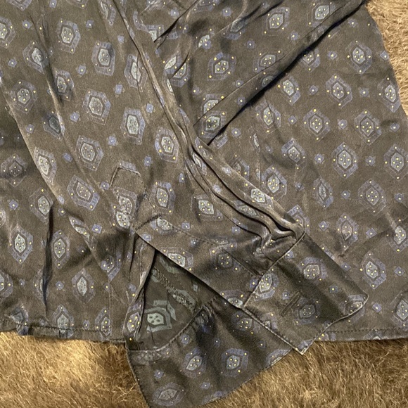 Silk Shirt - Picture 4 of 6